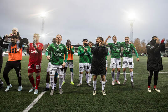 Brage spelare jublar