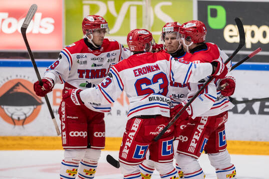 Timrås Anton Wedin jublar