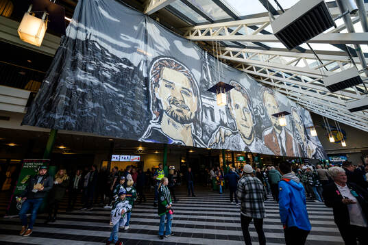 Tifo i entrehallen
