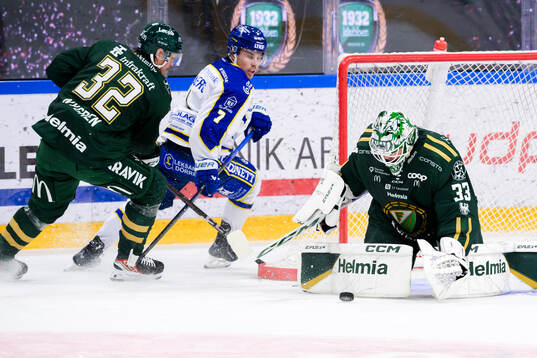 Leksands Marcus Karlberg och Färjestads målvakt Maxime