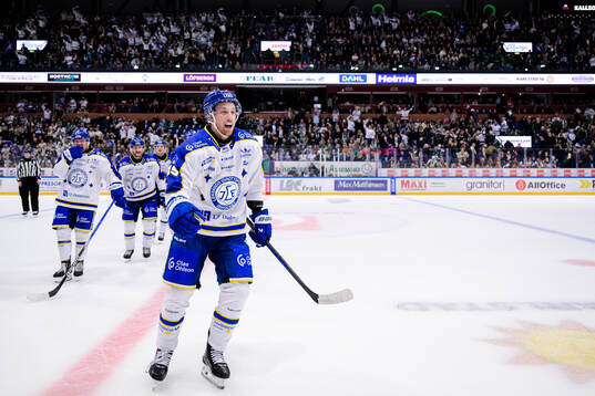 Leksands Max Veronneau jublar