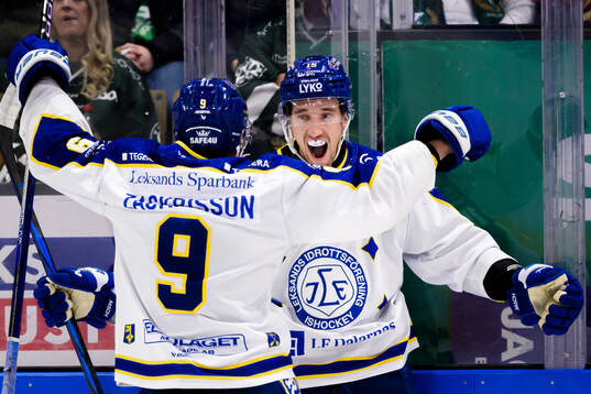 Leksands Max Veronneau jublar