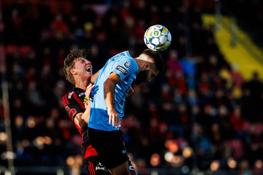 Östersunds Jakob Hedenquist och Landskronas Edi Sylisufaj