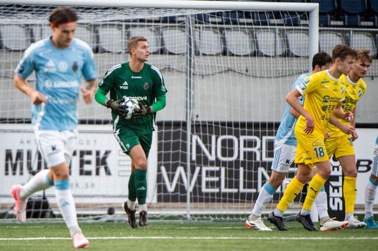 Gefles målvakt Mathias Nilsson