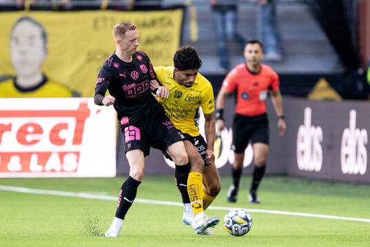 Häckens Julius Lindberg och Elfsborgs Ahmed Qasem