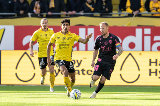 Elfsborgs Ahmed Qasem och Häckens Mikkel Rygaard Jensen