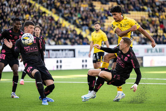 Häckens Nikola Zecevic, Elfsborgs Ahmed Qasem och Häckens