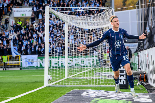 Malmö FFs Erik Botheim jublar