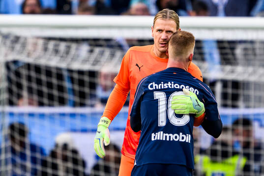 Malmö FFs Anders Christiansen och målvakt Johan Dahlin