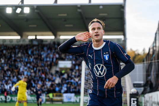 Malmö FFs Erik Botheim jublar