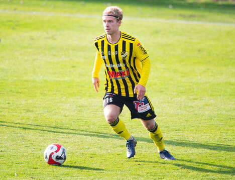 IFK Hässleholms Victor Holmberg i matchen i division 2