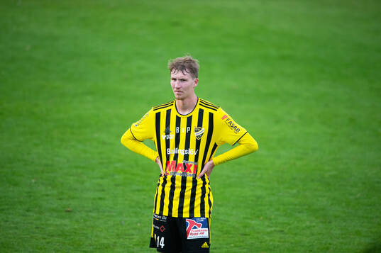 IFK Hässleholms Hugo Arvidsson  i matchen i division 2