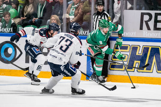 Linköpings Henrik Törnqvist och Rögles Linus Sandin