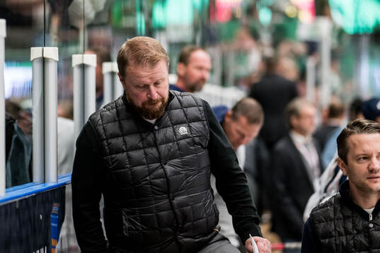 Linköpings tränare Klas Östman deppar