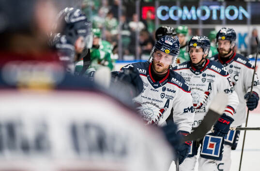 Linköpings Linus Hultström jublar