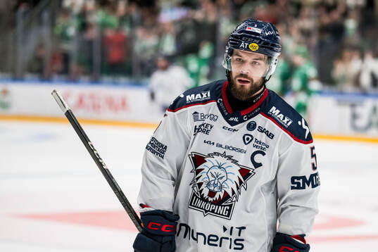 Linköpings Oscar Fantenberg deppar