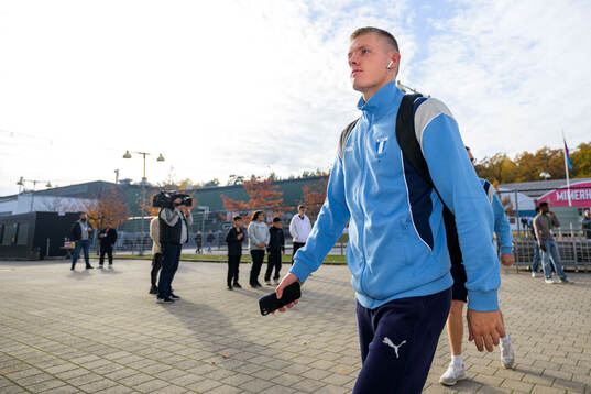 Malmö FFs Sebastian Jörgensen anländer