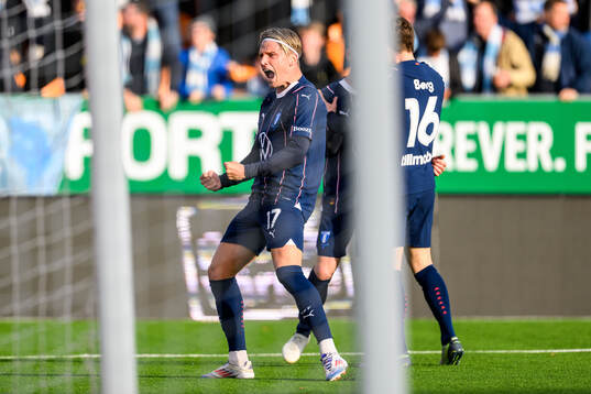 Malmö FFs Jens Stryger Larsen jublar