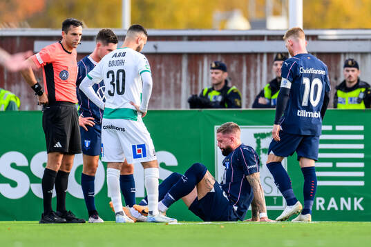 Malmö FFs Pontus Jansson har ont