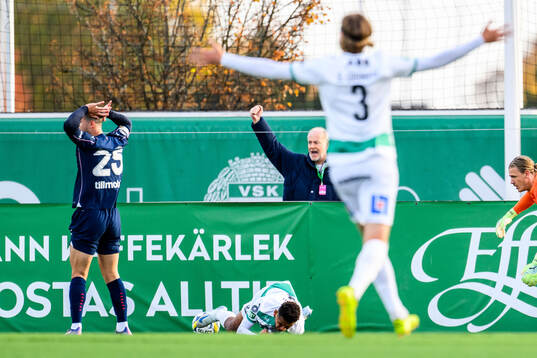 Malmö FFs Gabriel Busanello och Västerås Mattéo Alrich