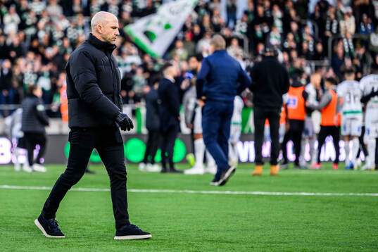 Malmö FFs tränare Henrik Rydström deppar