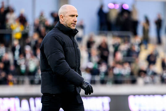 Malmö FFs tränare Henrik Rydström deppar