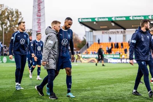 Malmö FFs Anders Christiansen och Isaac Kiese Thelin deppar