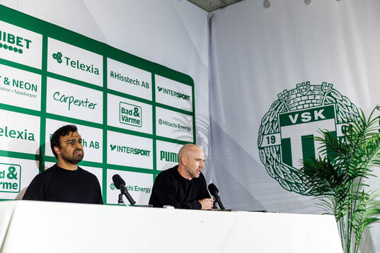 Västerås tränare Kalle Karlsson och Malmö FFs tränare