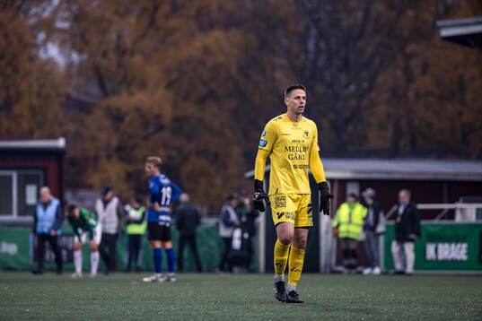Trelleborgs målvakt Andreas Larsen deppar