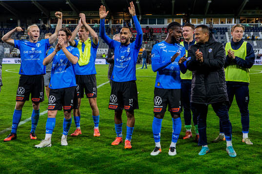 Halmstads spelare jublar