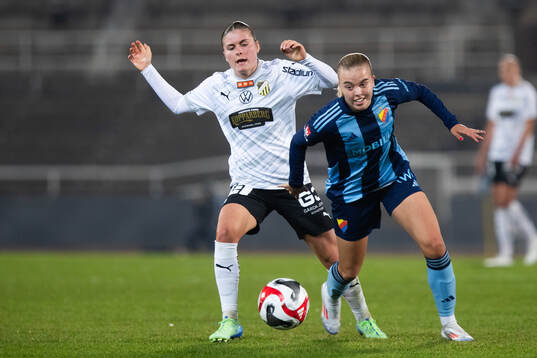 Häckens Tabby Tindell och Djurgårdens Elin Westlund