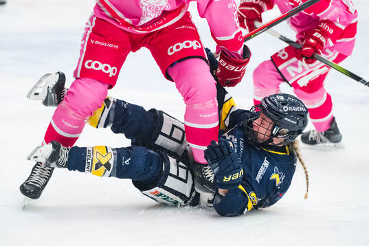 HV71s Kennedy Bobyck