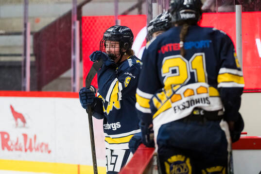 HV71s Jenna Raunio deppar