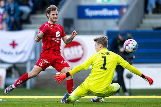 Ole Didrik Blomberg of Brann missing a chance to score