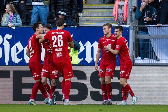 Aune Heggebø of Brann celebrates