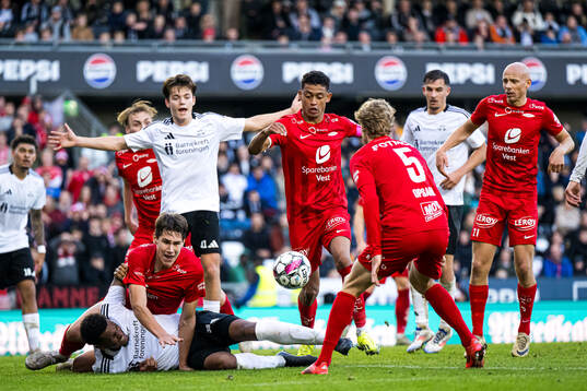 Mikkel Konradsen Ceide of Rosenborg and Eivind Helland of