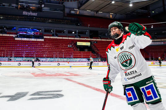 Frölundas Andrea Dalen jublar