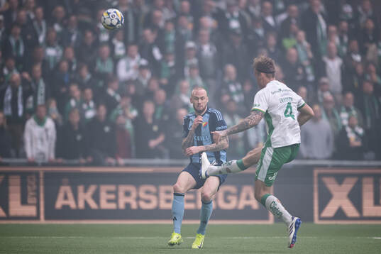 Djurgårdens Adam Ståhl och Hammarbys Victor Eriksson