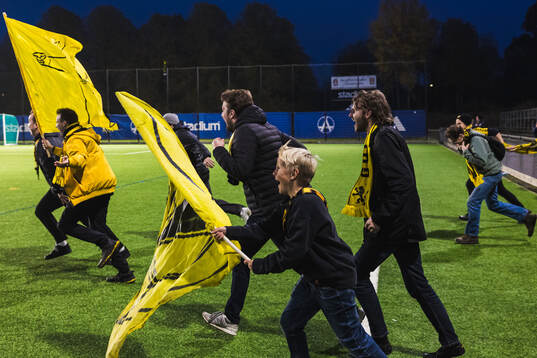 Elfsborgs supportrar jublar
