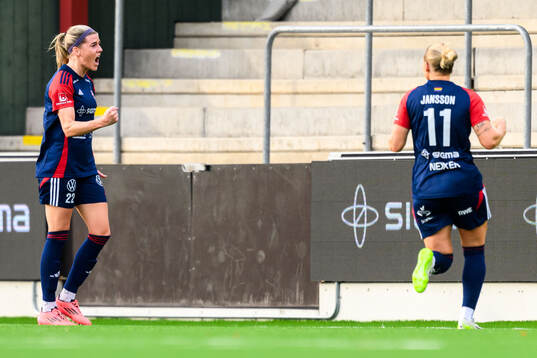 Rosengårds Olivia Schough jublar