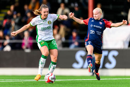 Hammarbys Emma Westin och Rosengårds Anni Hartikainen