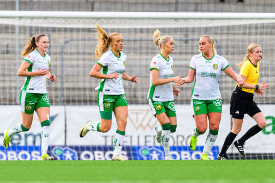 Hammarbys Cathinka Tandberg jublar