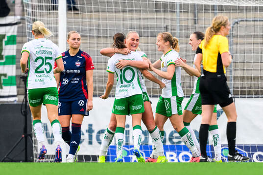 Hammarbys Cathinka Tandberg jublar