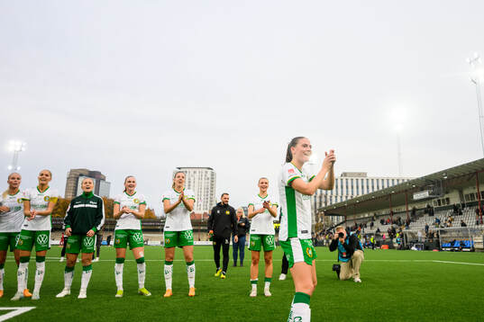 Hammarbys Smilla Vallotto jublar
