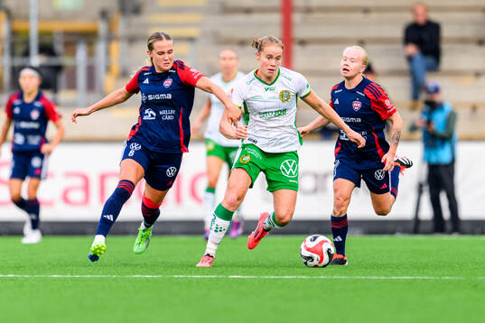 Rosengårds Ria Noora Minerva Öling och Hammarbys Julie