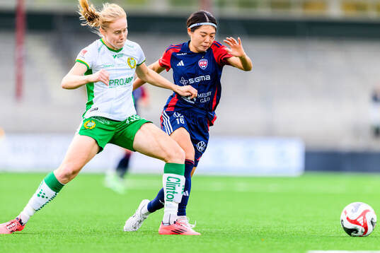 Hammarbys Julie Blakstad och Rosengårds Mai Kadowaki