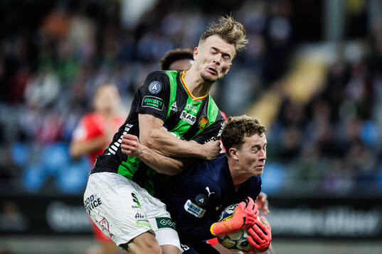 GAIS Alexander Ahl Holmström och Värnamos Viktor Andersson