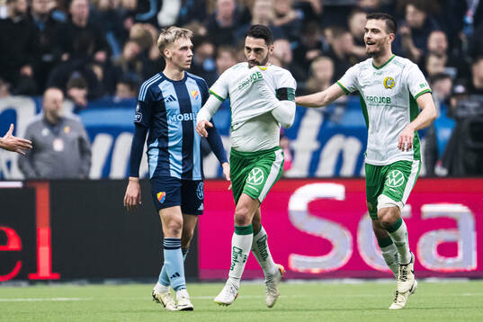 Hammarbys Nahir Besara jublar