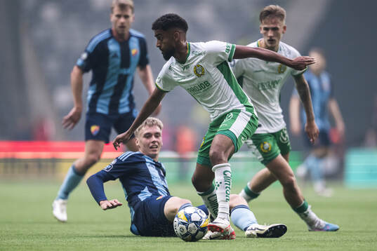 Hammarbys Tesfaldet Tekie och Djurgårdens Santeri Haarala