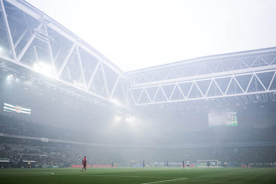 Rök på Tele2 Arena